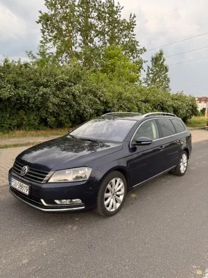 Volkswagen Passat B7 2.0 TDI DPF DSG 4Motion Highline 2011