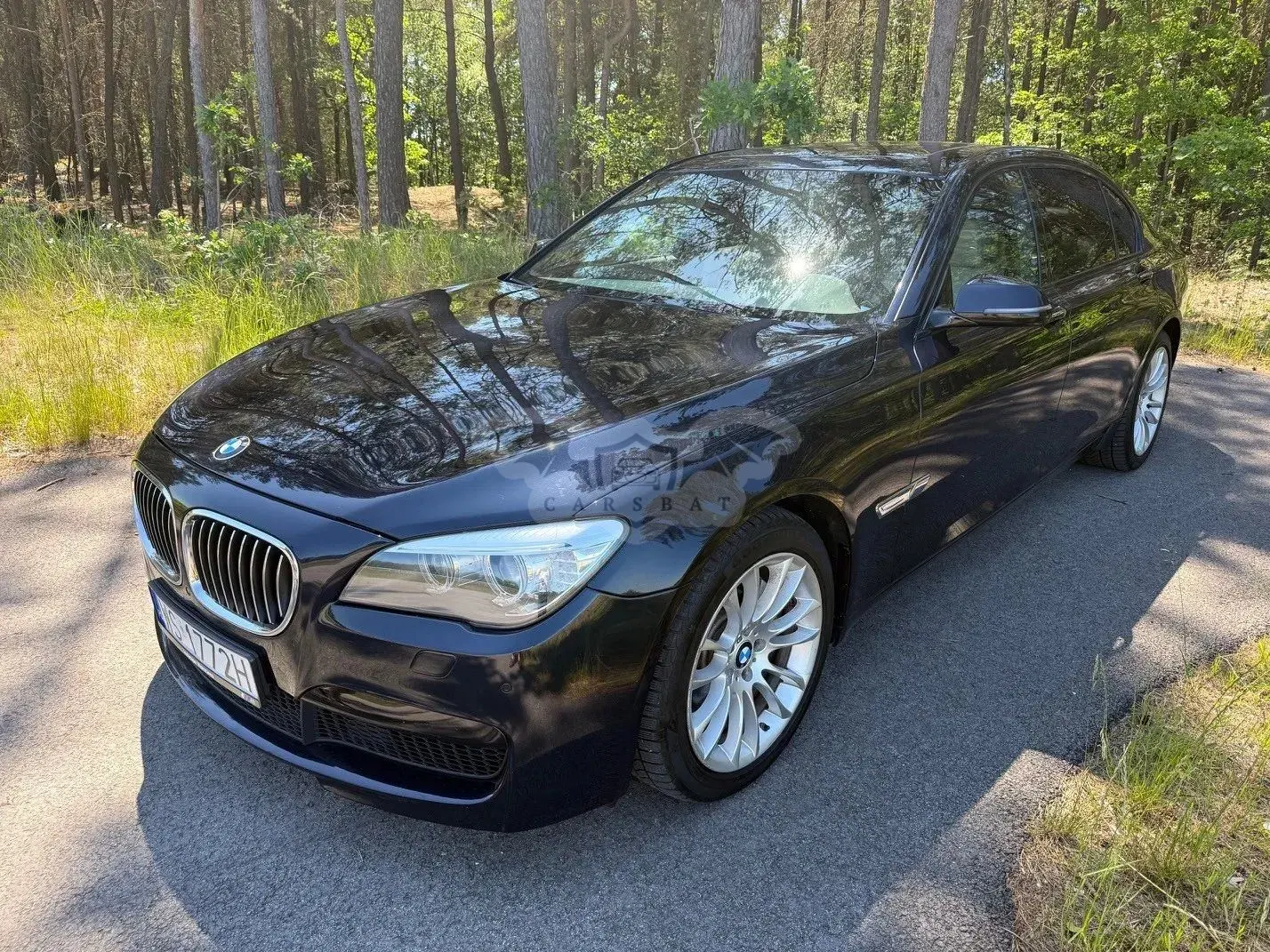 BMW 7 Series F01 ver-740li 2013