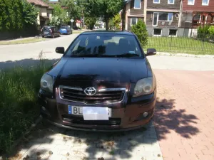 Toyota Avensis II 2.0 VVT-i Executive 2006
