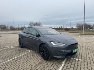 Tesla Model X Plaid 2023