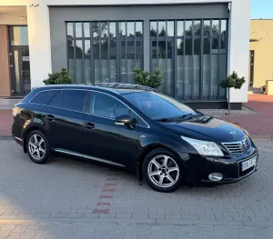 Toyota Avensis III 2.2 D-4D Prestige NAVI 2009