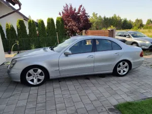 Mercedes-Benz E W211 270 CDI Elegance 2002