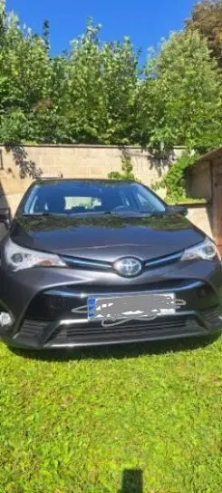 Toyota Avensis III Touring Sports 1.8 Comfort 2017