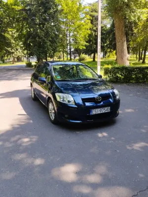 Toyota Auris I 2.0 D-4D Premium 2007