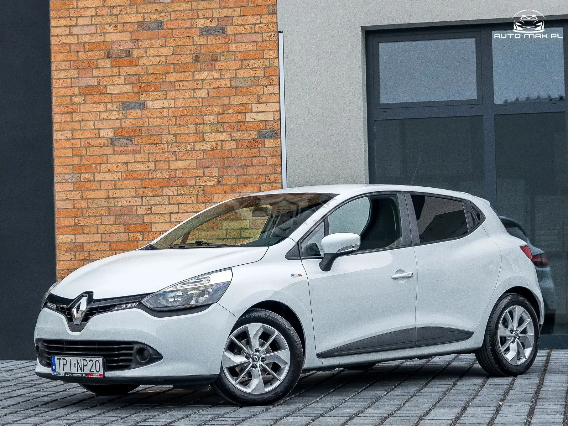 Renault Clio IV 1.2 16V 75 Life 2015