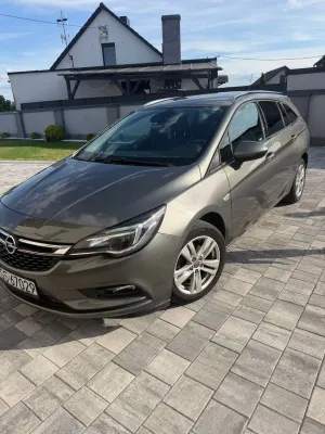 Opel Astra K 1.6 CDTI Sport 2017