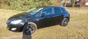 Opel Astra J 2010