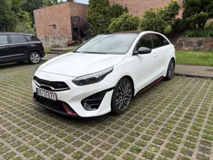Kia Ceed 1.6 T-GDI GT DCT 2022