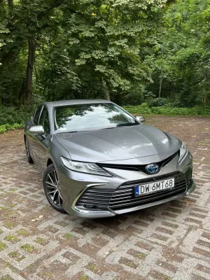 Toyota Camry 2.5 Hybrid Executive CVT 2021