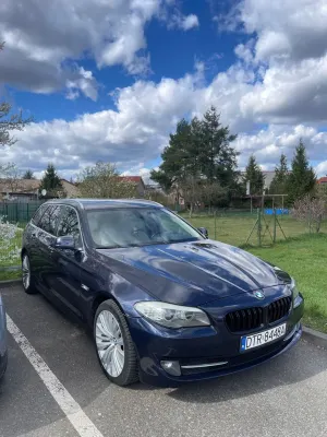 BMW 5 Series F10/F11 (2009-2017) 530d Modern Line 2012