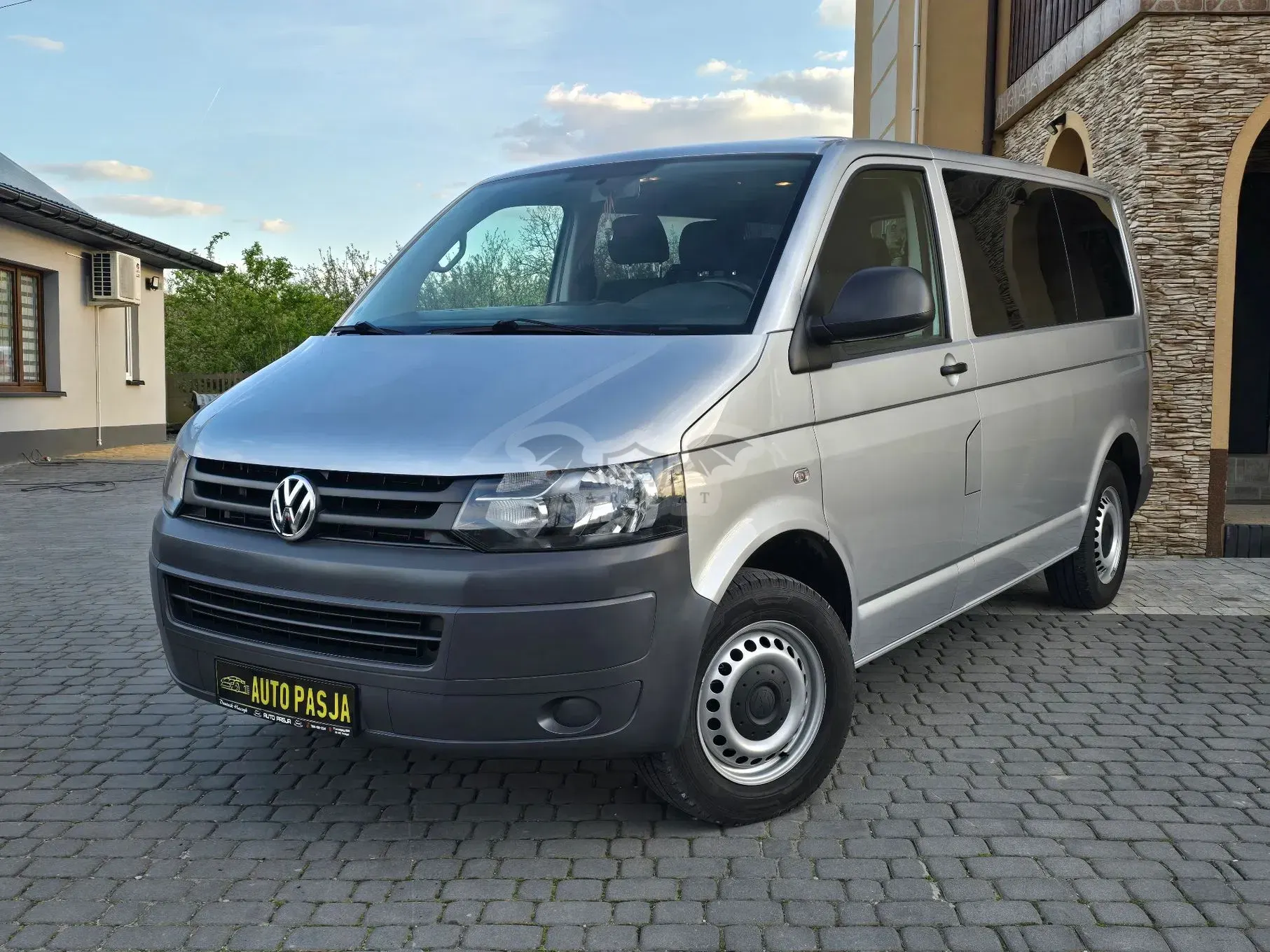 Volkswagen Transporter T5 Multivan Kurz BMT Life 2012