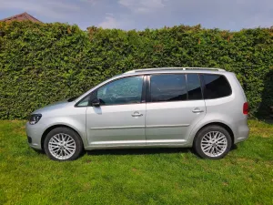 Volkswagen Touran II 2.0 TDI DPF STYLE 2011