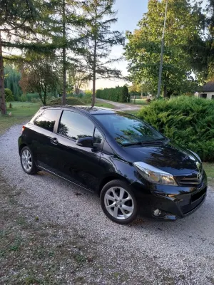 Toyota Yaris III 2012