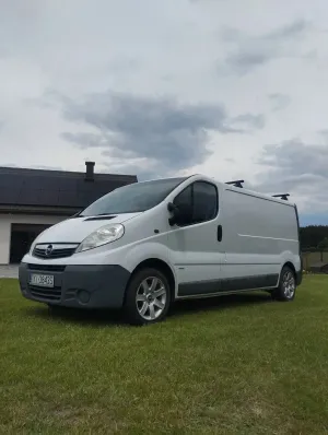 Opel Vivaro I L2H1 2.9t 2011