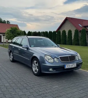 Mercedes-Benz E W211 2004