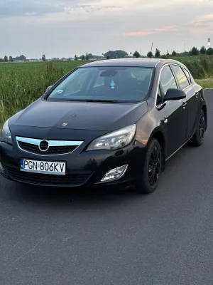 Opel Astra J 1.4 Turbo Cosmo 2010
