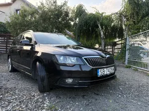 Skoda Superb II 2.0 TDI Platinum DSG 2014