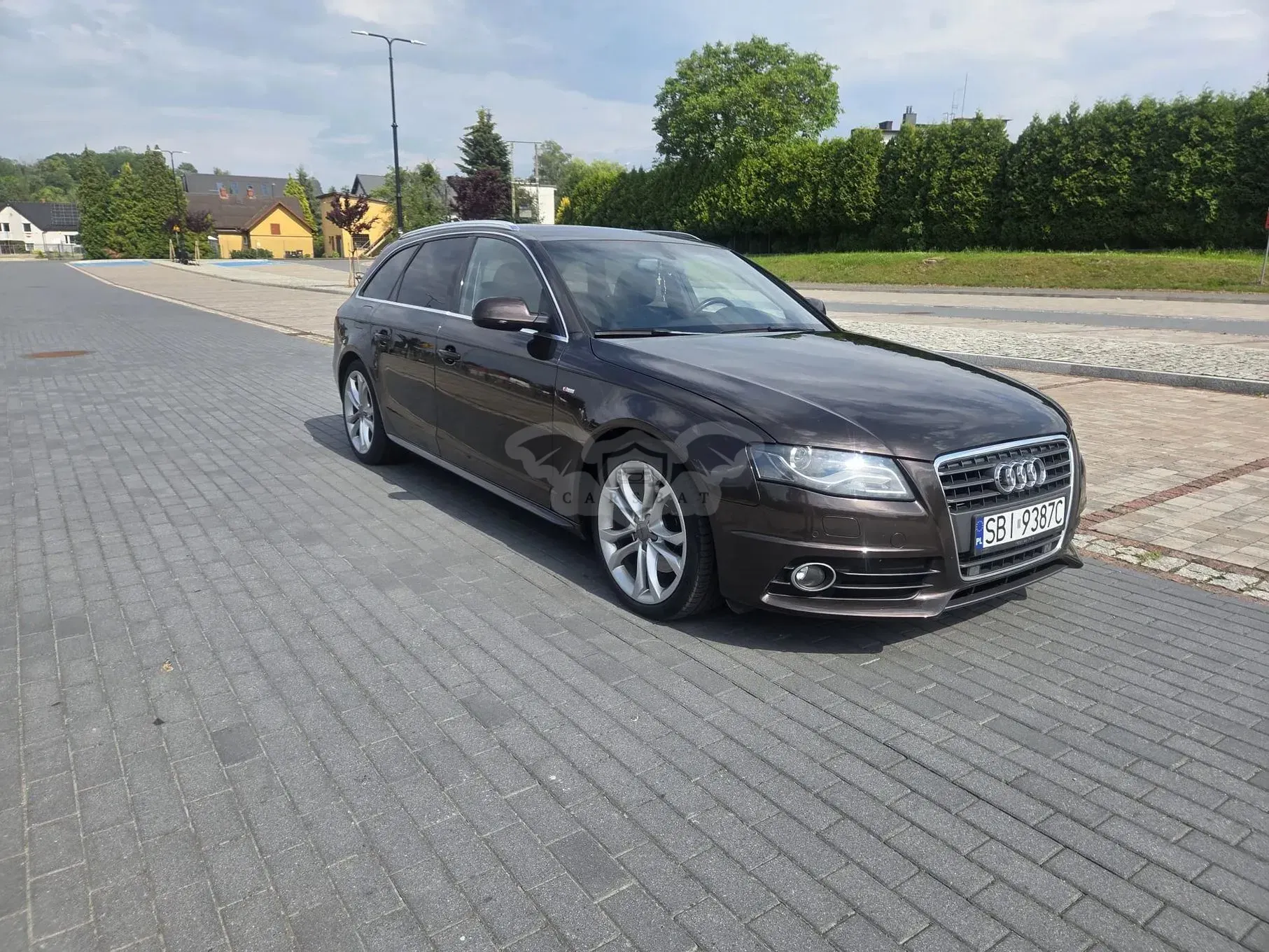 Audi A4 B8 2.0 TDI DPF quattro S line Sportpaket (plus) 2011