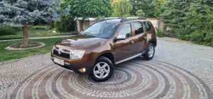 Dacia Duster I 1.6 16V 105 4x2 Prestige 2011