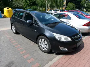 Opel Astra J 1.7 CDTI Sport 2012