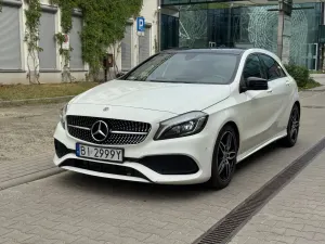 Mercedes-Benz A W176 180 7G-DCT AMG Line 2017