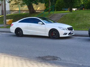 Mercedes-Benz E W212/W207 350 CDI BlueEff 2009