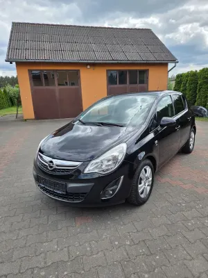Opel Corsa D 1.4 16V Satellite 2011