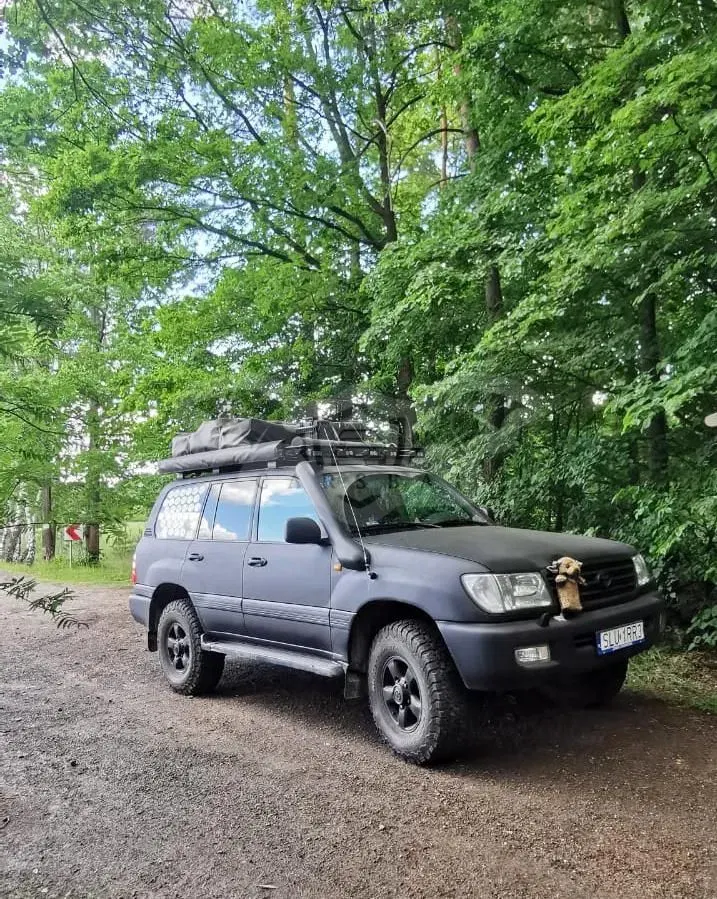 Toyota Land Cruiser III 100 2001