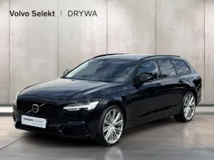 Volvo V90 2025