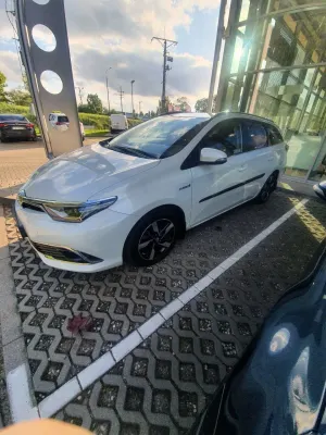 Toyota Auris II Hybrid 135 Prestige 2017