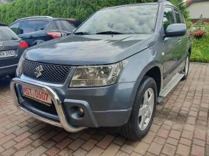 Suzuki Grand Vitara II 2.0 Comfort + Family 2006