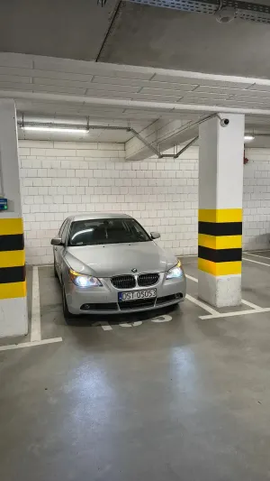 BMW 5 Series E60/E61 2003