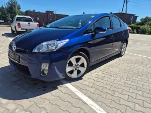 Toyota Prius III (Hybrid) Executive 2010