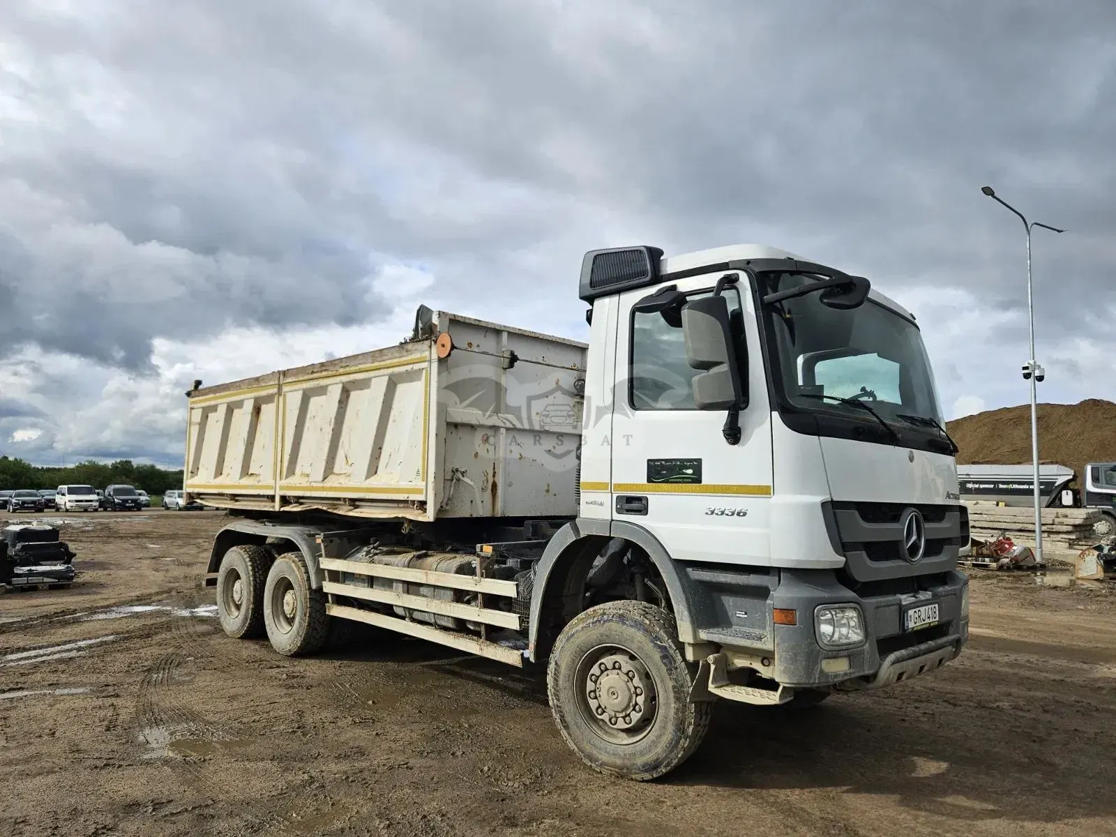 Mercedes-benz 3336 2013