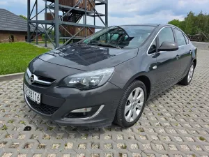 Opel Astra J 1.6 NAVI 2013