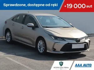 Toyota Corolla Seria E16 2020