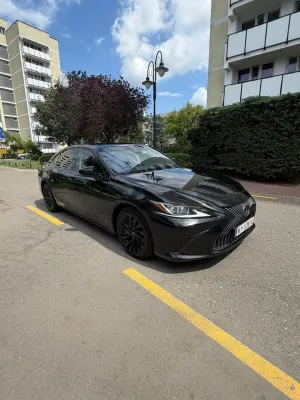 Lexus ES 300h Business Edition 2019