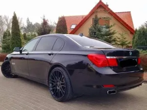 BMW 7 Series F01 (2008-2015) 750i L 2009