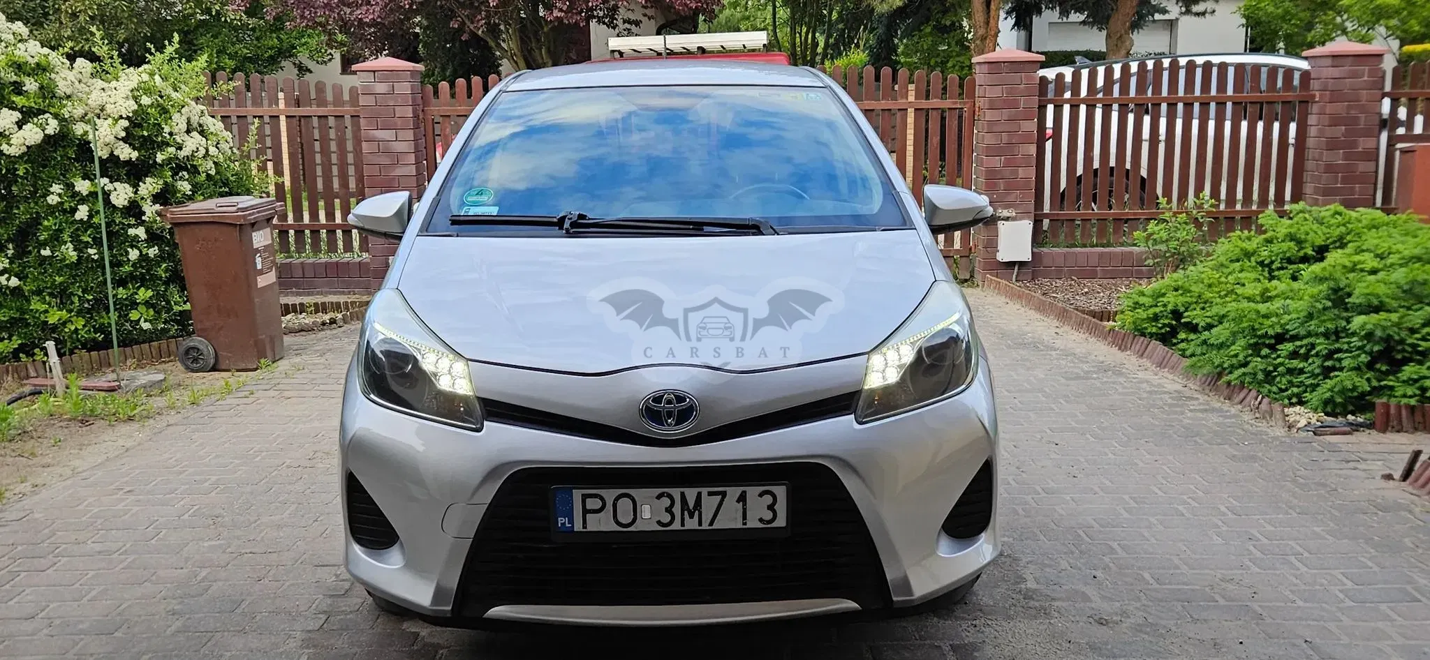 Toyota Yaris III Hybrid 100 Dynamic 2012