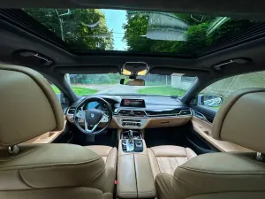 BMW 7 Series G11/12 740d xDrive 2019