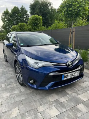 Toyota Avensis III 2.0 D-4D Prestige 2016
