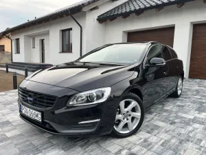 Volvo V60 I D4 Geartronic Momentum 2015