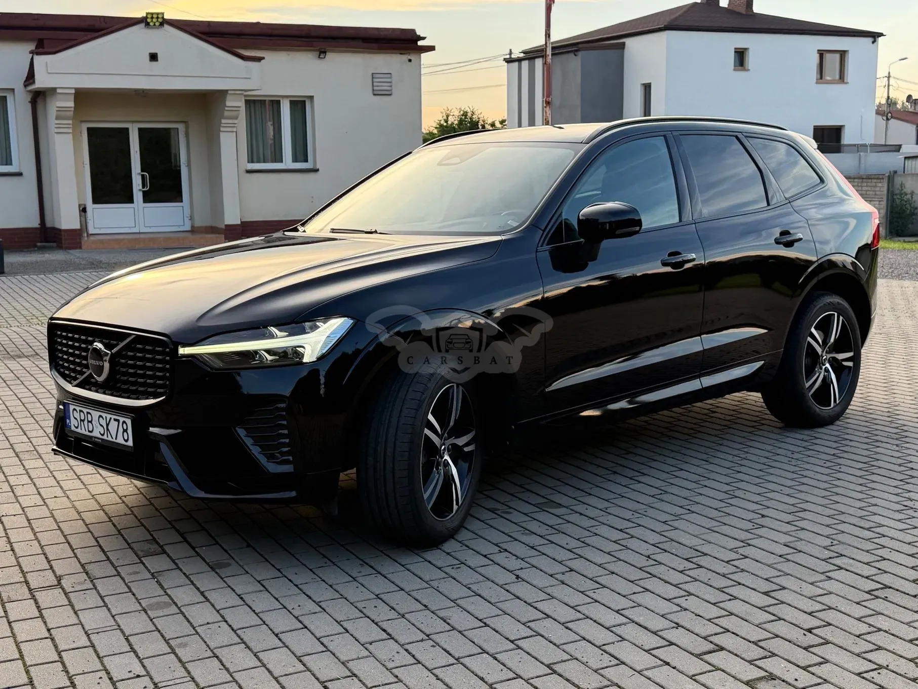 Volvo XC60 II B4 D AWD R-Design 2021