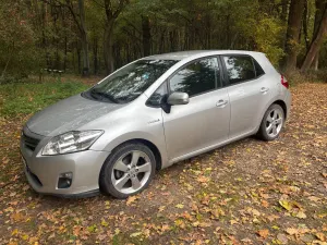 Toyota Auris I 1.8 HSD Luna 2010