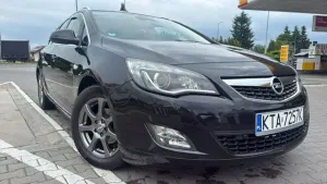 Opel Astra J 1.4 T Sport EU6 2011