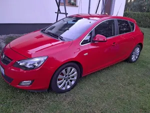 Opel Astra J 1.7 CDTI Sport 2010