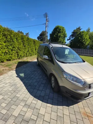 Ford Transit Courier 2017