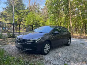 Opel Astra K 1.4 Essentia 2017