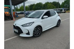 Toyota Yaris IV Hybrid 1.5 Comfort 2021