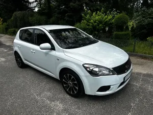 Kia Ceed I 1.4 CVVT Attract 2012